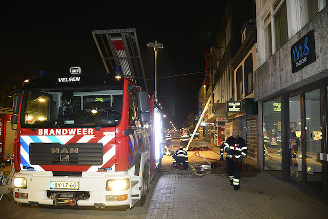 2017/101/20170514-03u54 GB 040 Zeer grote brand Breestraat BWK.jpg